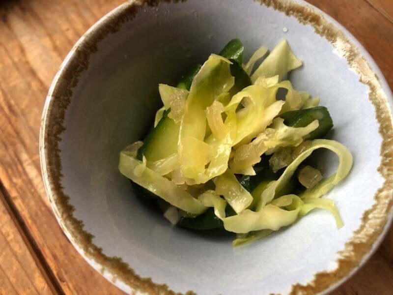 キャベツときゅうりにあえる