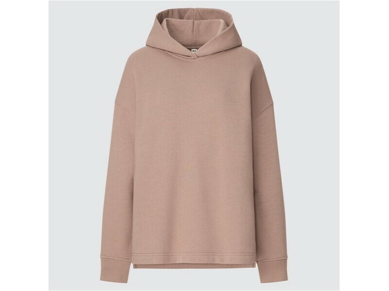 ユニクロ　スウェットスリットプルパーカ　2990円（税込）