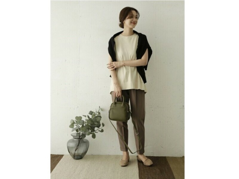 【OKコーデ】カーディガンなど体温調整もできて秋らしさもあるアイテムをプラス　出典：WEAR