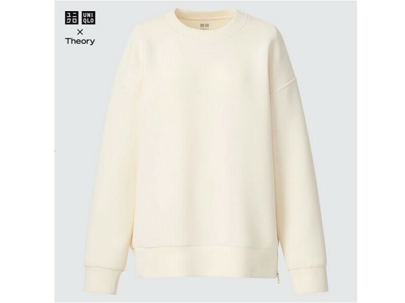 ユニクロ　ウルトラストレッチドライスウェットプルオーバー　2990円（税込）