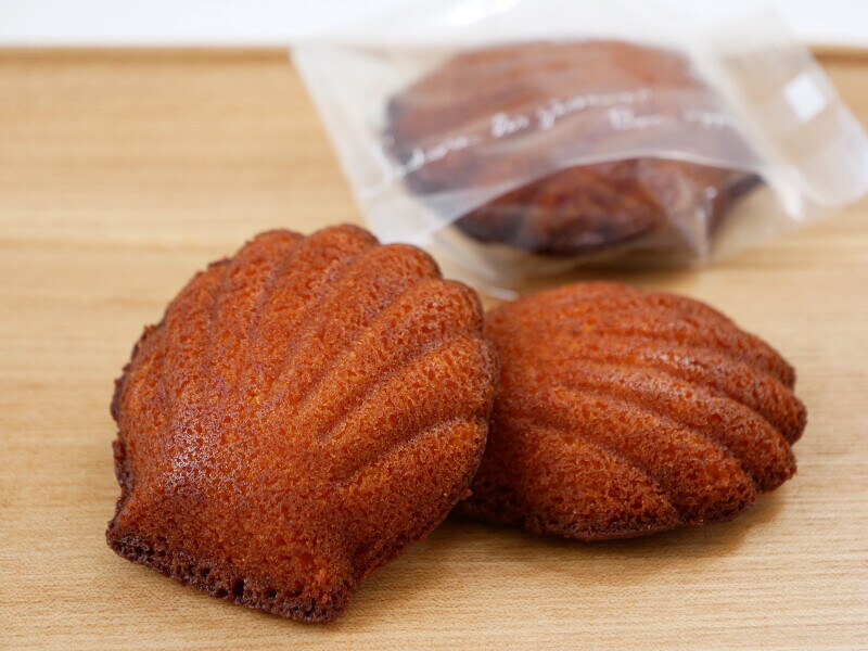 枇杷蜂蜜マドレーヌ 210円(税込)