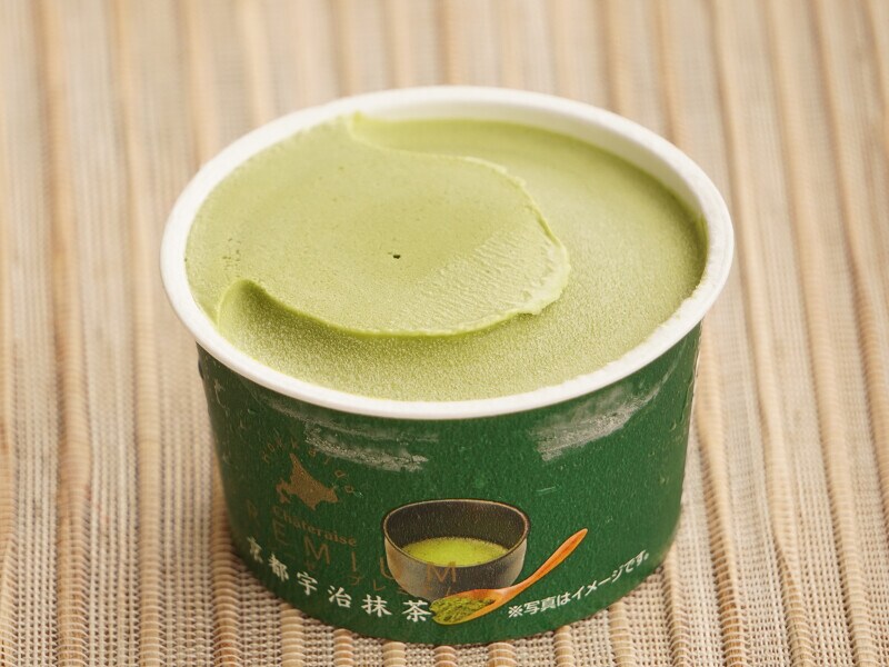 上品でやさしい味の「Chateraise PREMIUM 京都宇治抹茶」