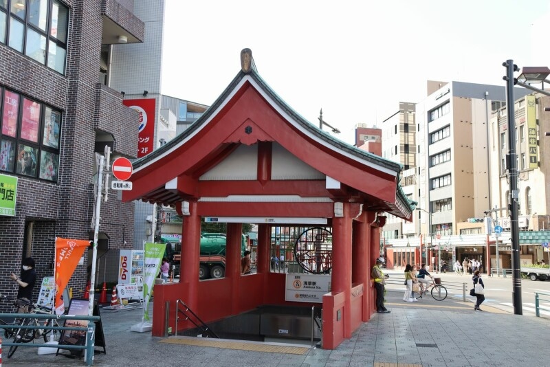 浅草駅の4番出入口