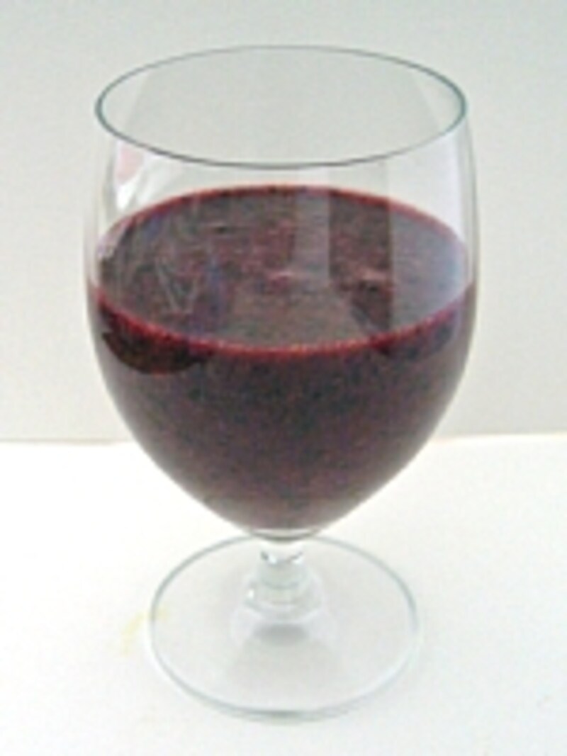 目にやさしい生ぶどうジュース