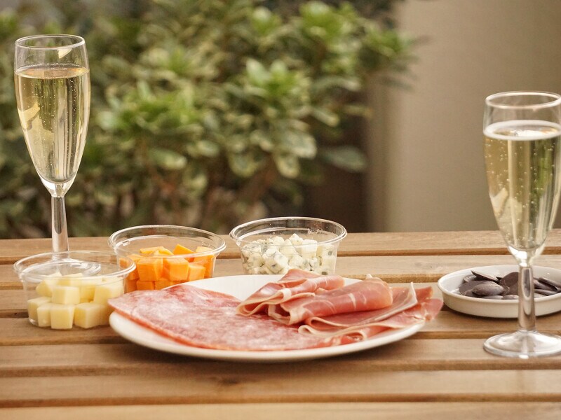 成城石井のワインとおつまみでおうち時間が充実