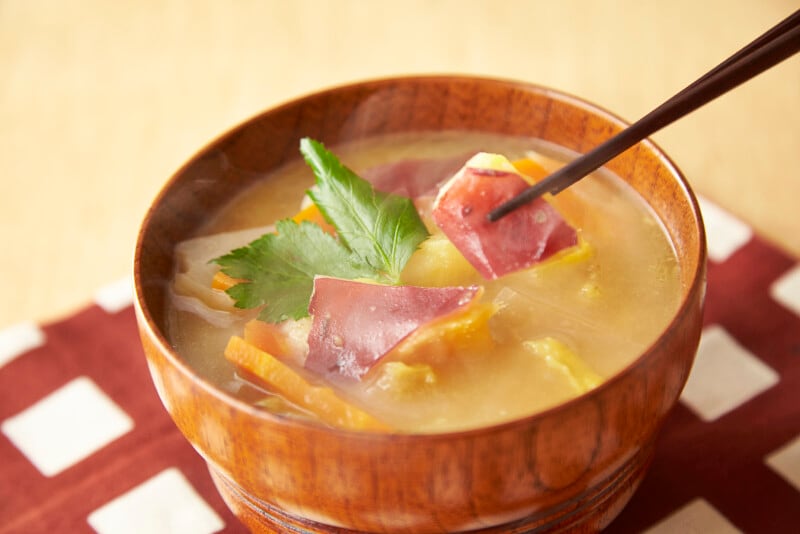 さつまいもの味噌汁