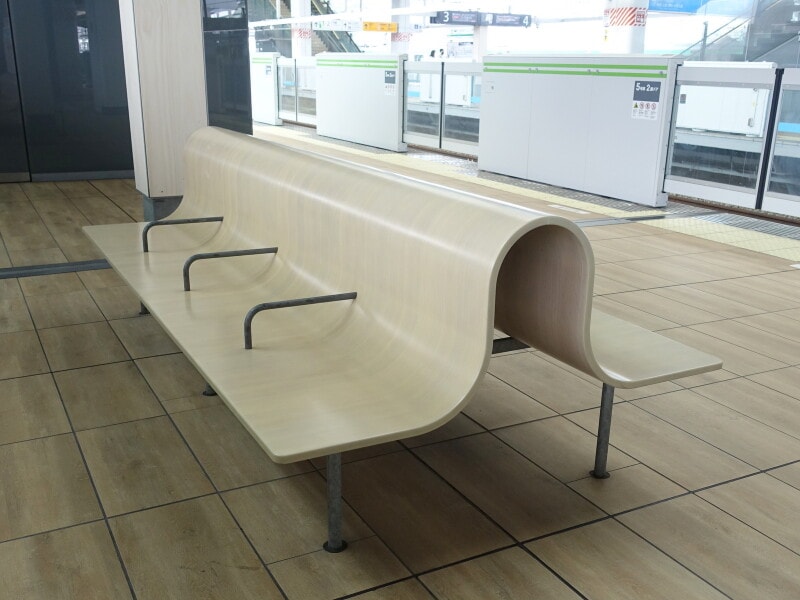 ゆったり作られていて、座り心地もなかなかよかったです。