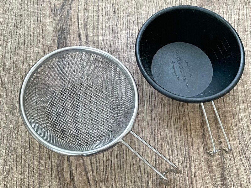 ダイソーのおすすめキャンプグッズ ブラシェラカップ