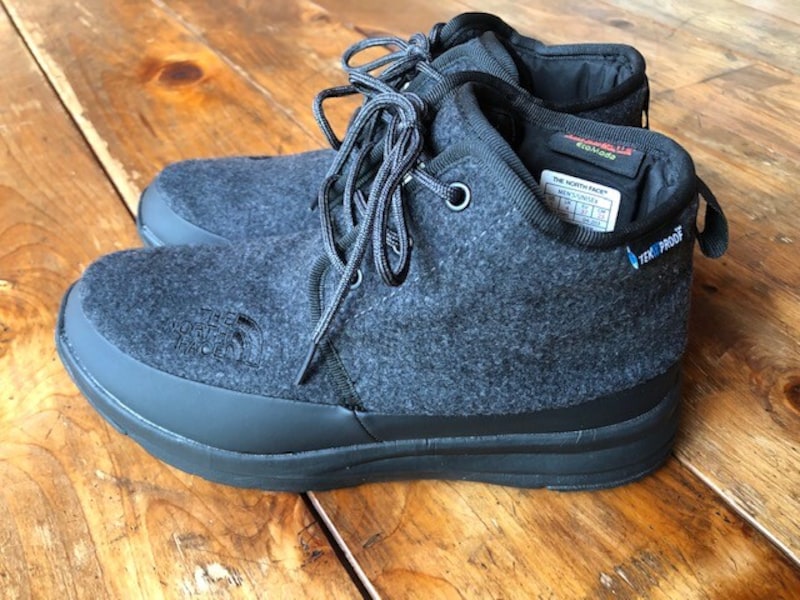 ショートブーツのような形