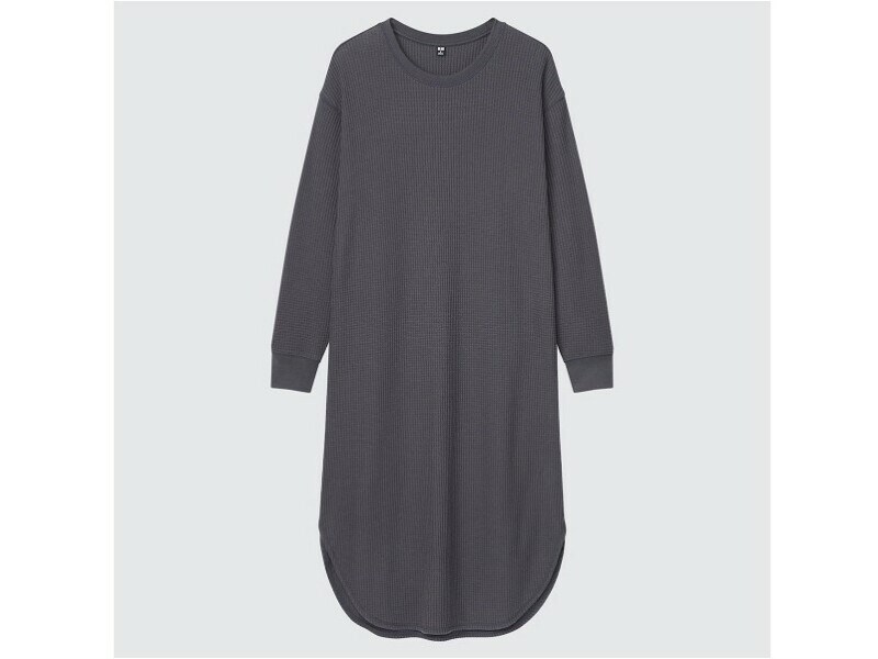 ユニクロ ワッフルクルーネックワンピース 1990円(税込)