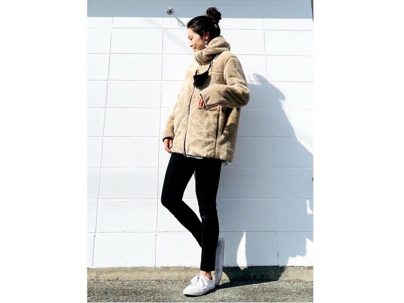 「防風アウターファーリーフリースフルジップパーカ」が狙い目! 出典:StyleHint