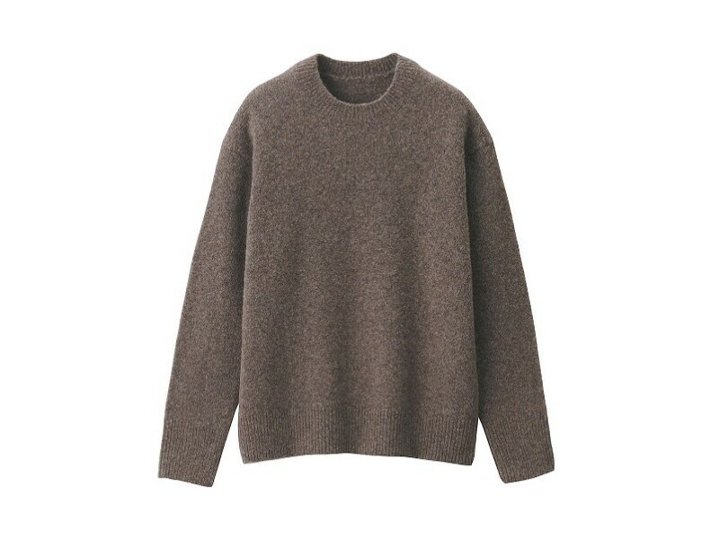 無印良品　ヤクキャメル入りクルーネックセーター　3990円（税込）
