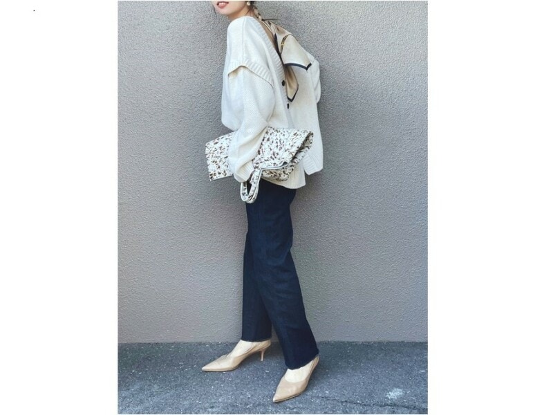 GU  マルチウェイカーディガン  2490円（税込）