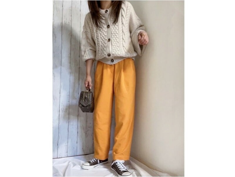 GU  ケーブルコクーンカーディガン  2490円（税込）