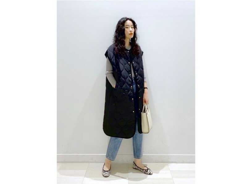 ベストからコートまで幅広く人気のダイヤ柄のダウン風アウター 出典:WEAR