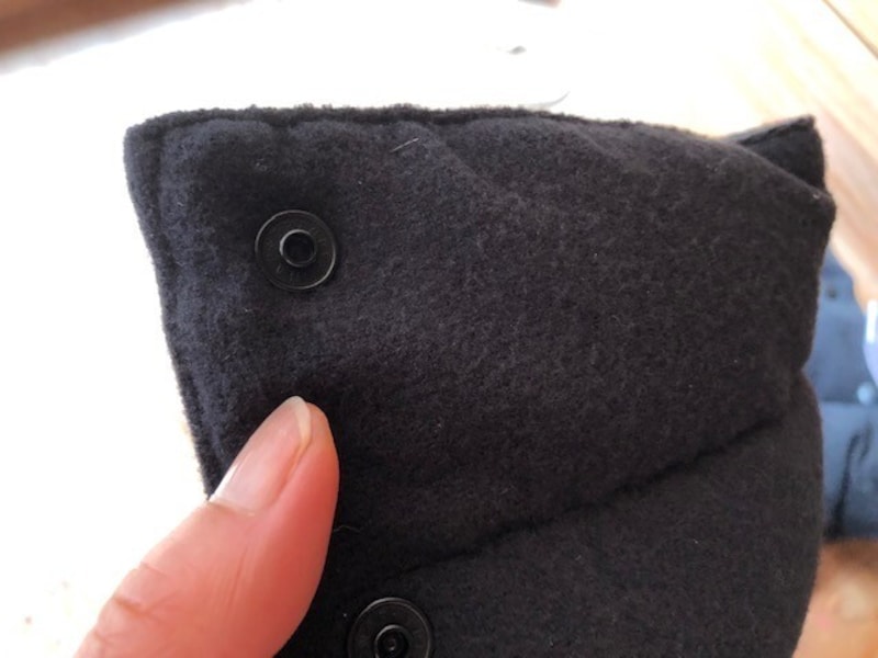 内側はフリースのようになっている