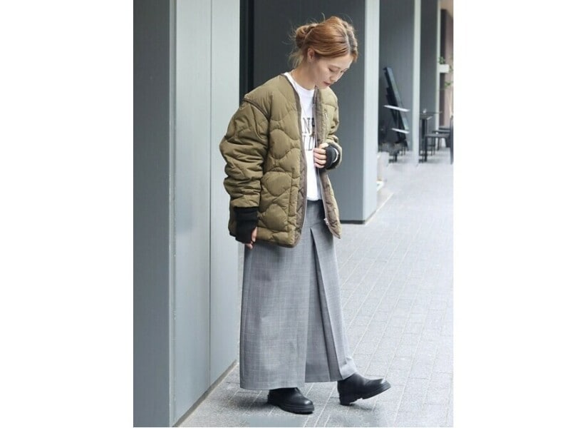 カシミヤ素材のアームウォーマーは肌触りも抜群 出典:WEAR