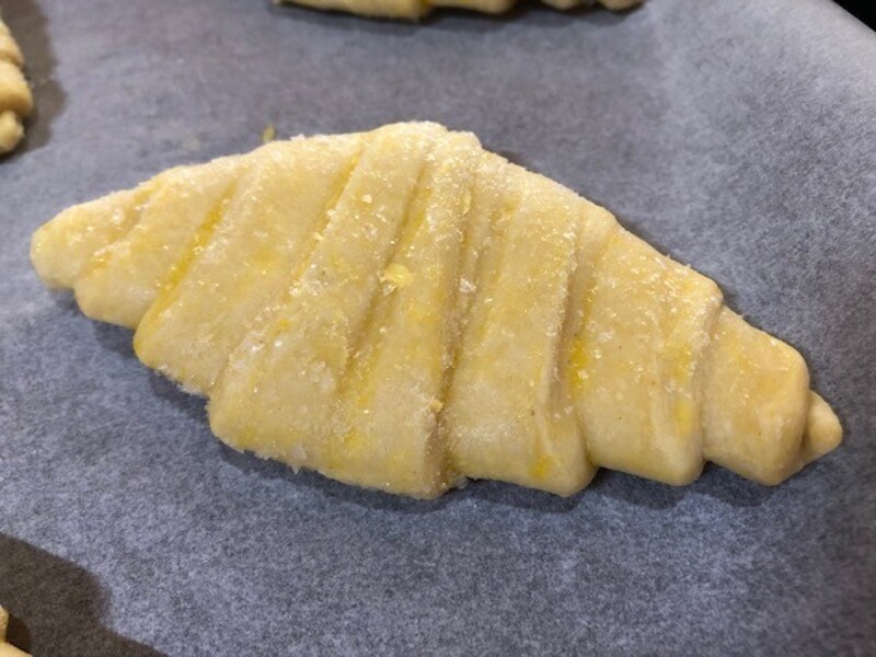 冷凍された生地