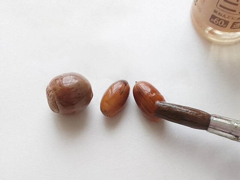 ニスを塗るとツヤがよくなるね!