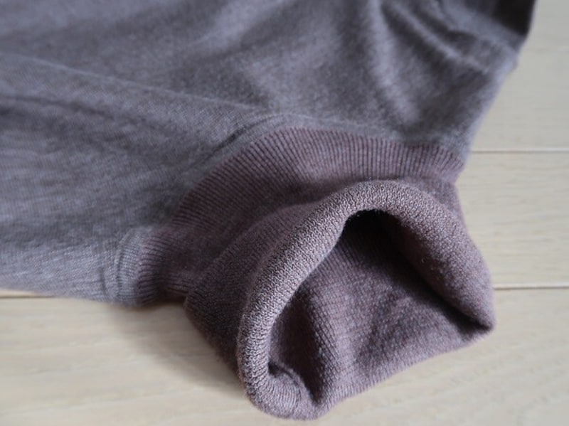 タートル部分は素材が変えられていて、チクチクを抑えた仕様になっています