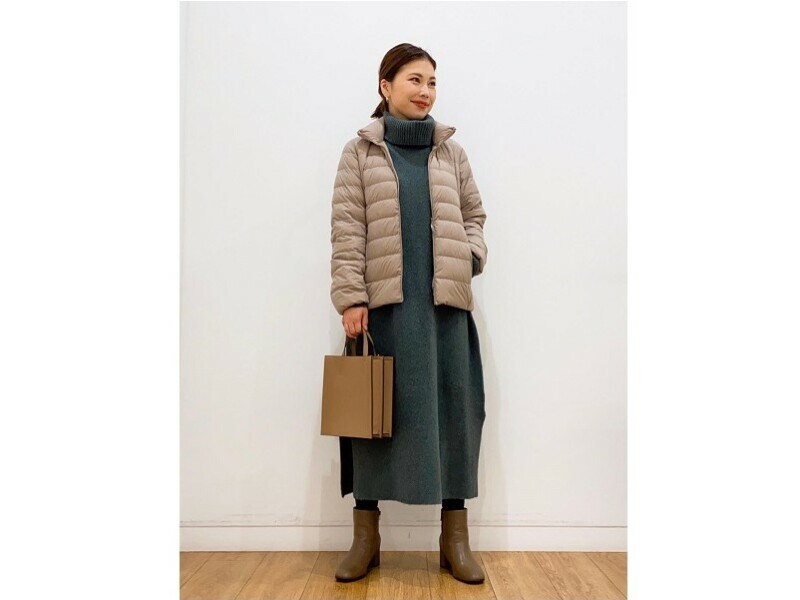 ふんわりした肌触りが嬉しいスフレヤーンのワンピを主役に　出典：StyleHint