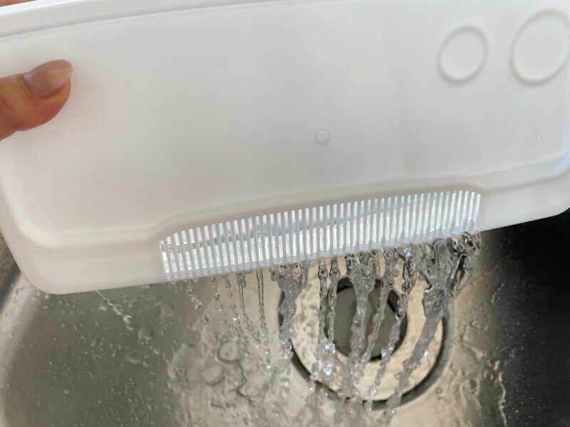 横方向の湯切り口が使いやすい