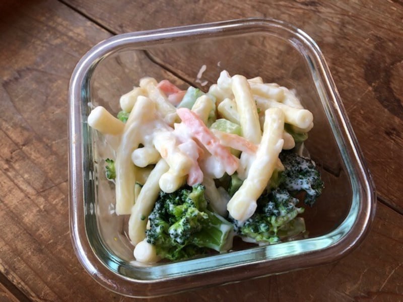 マカロニサラダ+ブロッコリー