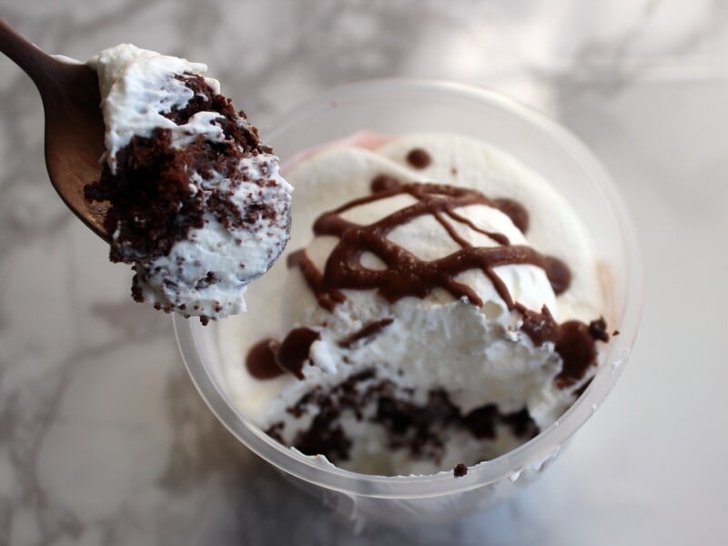 ローソンの「おぼれ」スイーツ