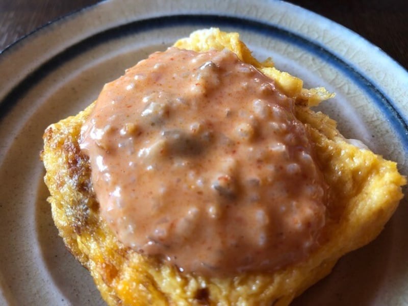 いぶりがっこのタルタルソースと合わせる