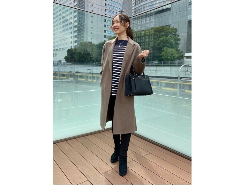 細身パンツはコートやブーツともバランスが取りやすい　出典：StyleHint