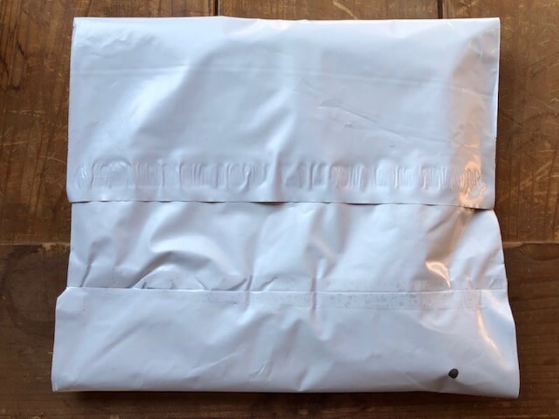 封かんテープでとめれば梱包完了