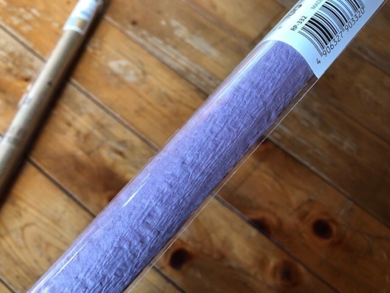 ざらざらした感じの包装紙