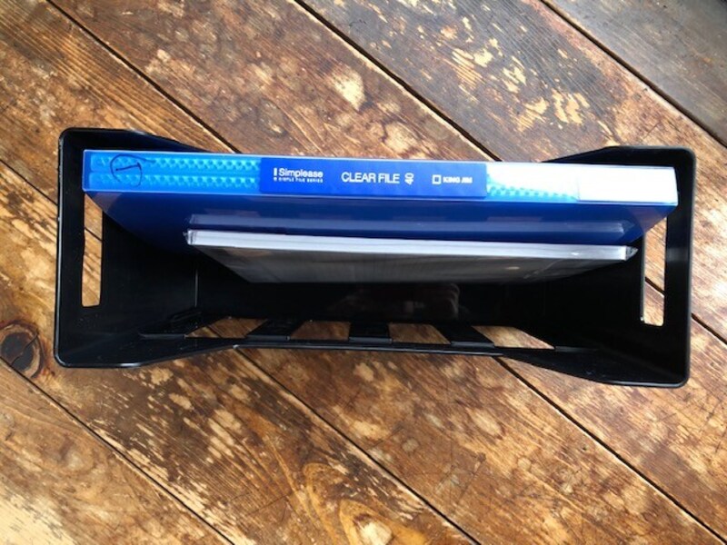 A4のクリアファイルを横にしても入る