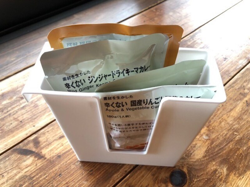 レトルト食品入れにも使える