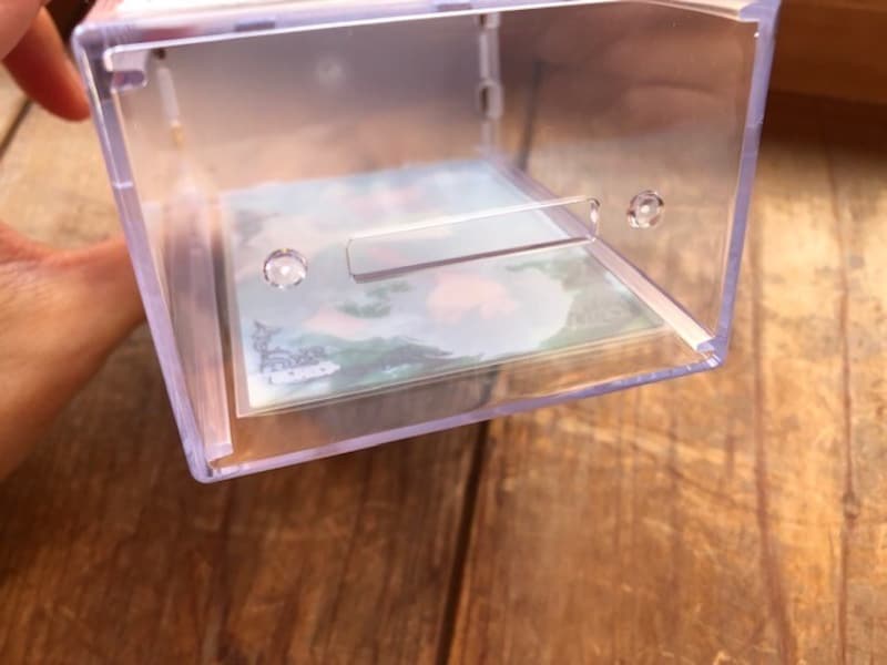 カードが差込口にフィットしない