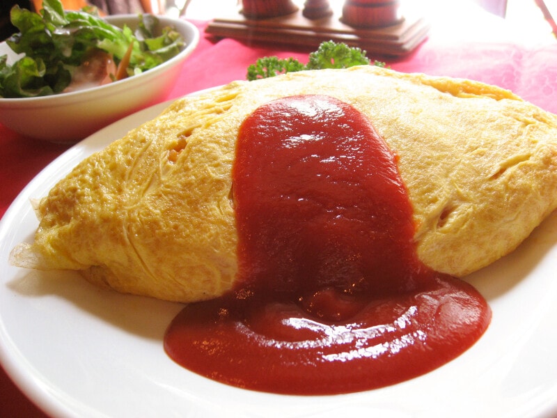 オムライス（税込1350円 ※ランチ、サラダ付）（2012年3月20日撮影）