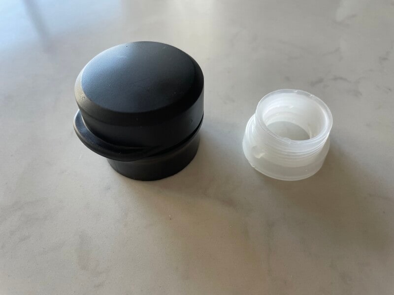 本体キャップ注ぎ口キャップの2つセット