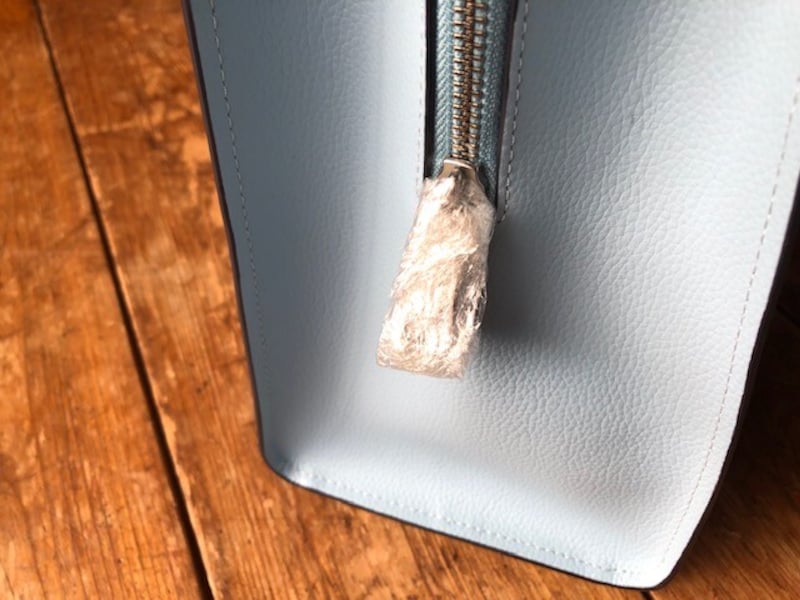 ラップを巻きつける