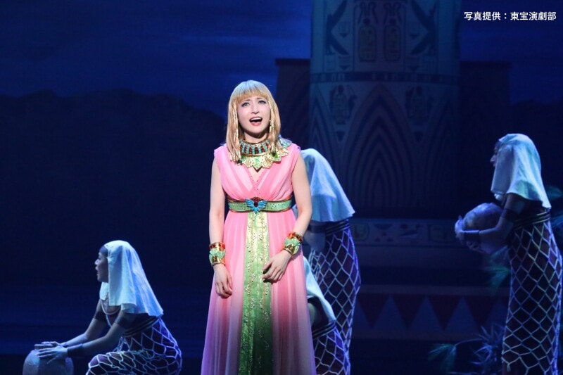 『王家の紋章』写真提供:東宝演劇部