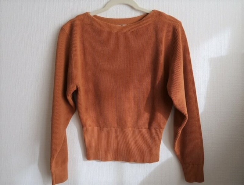 ユニクロ　ハイツイストコットンボートネックセーター　3990円（税込）