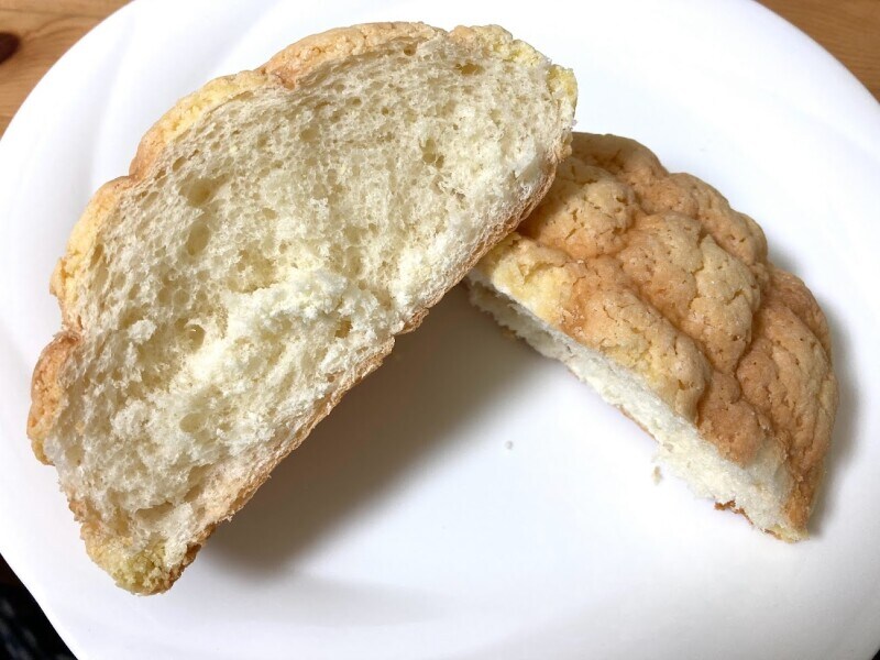 ファミマのメロンパン