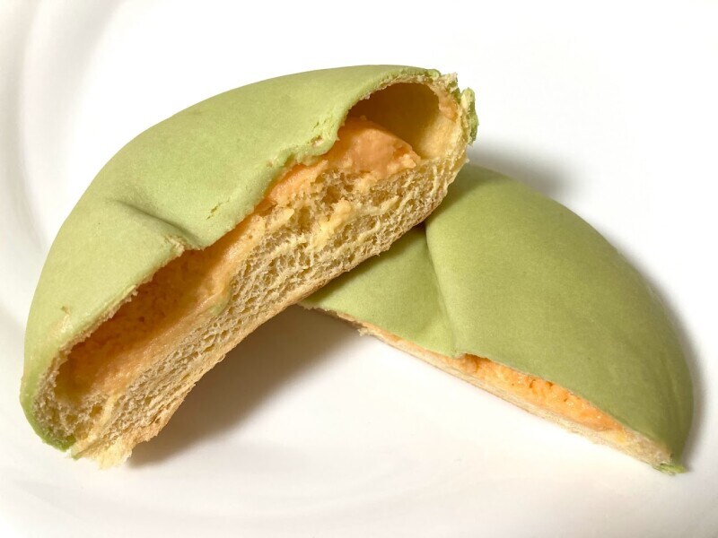 ファミマのメロンパン