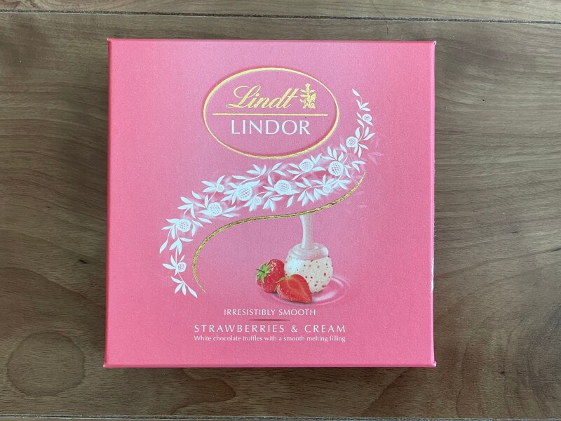 リンツ　リンドール　ストロベリー＆クリーム