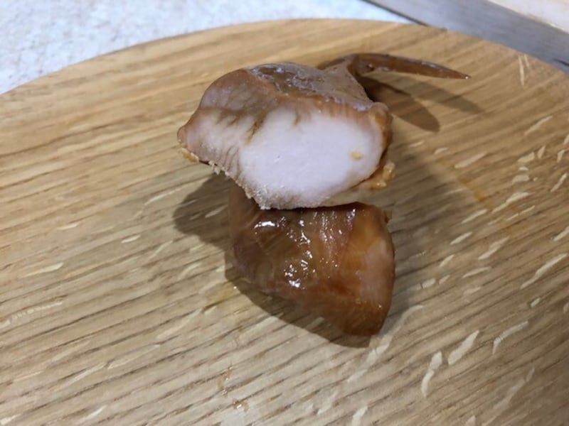 中は味がついていないように見えるが、食べやすい味付けになっている