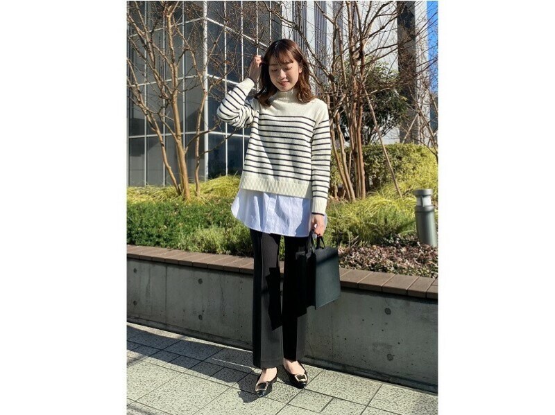 センタープレス入りですらっと見えるので、大きめトップスともバランスよし　出典：StyleHint