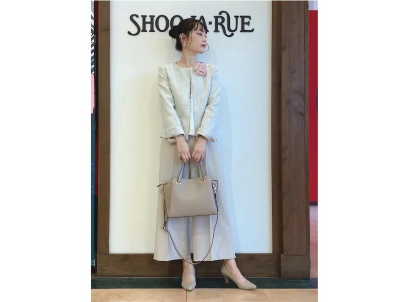 柔らかいベージュトーンは入園・入学式にぴったり 出典:WEAR