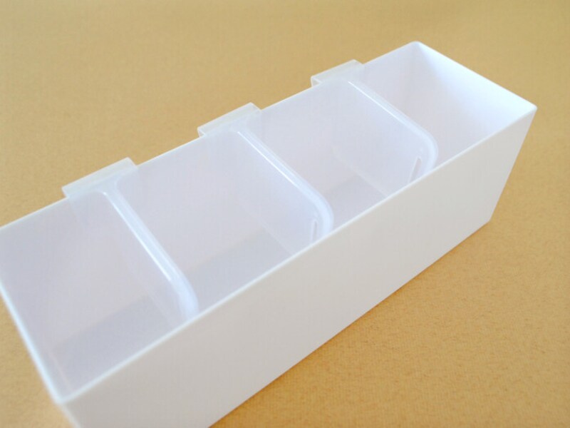 100均の冷蔵庫ドアポケット用仕切り