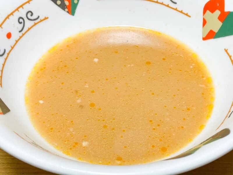 残ったラーメンのスープ