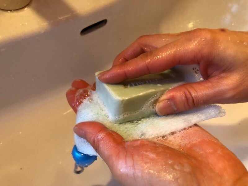 すぐに泡立ってくる