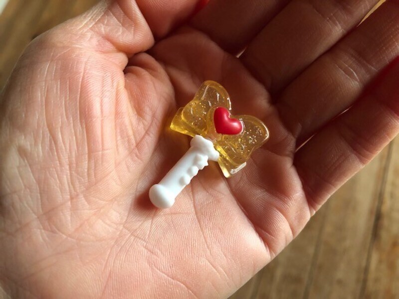 中からステッキが出てくる